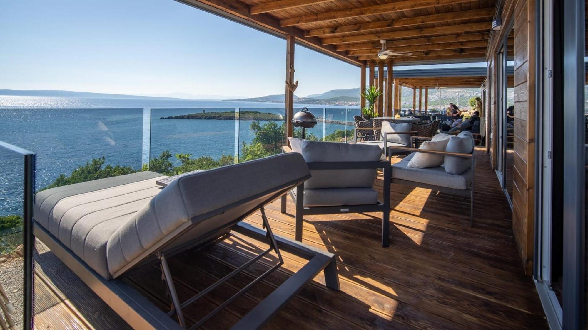 Sunset Premium * Klenovica